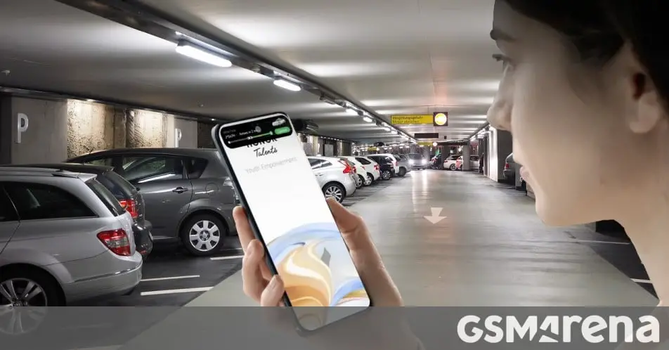 Engineer uses an Honor Magic6 Pro’s eye tracking feature to remotely control a car